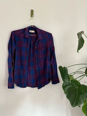 💖3 for $25 bundle💖 Women’s Plaid Button-Up Shirt